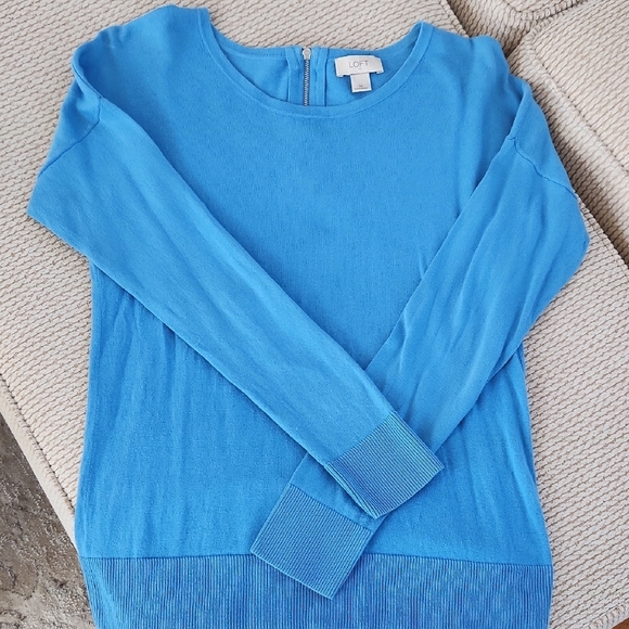 LOFT Vibrant Blue Knit Top, Medium - Picture 1 of 5